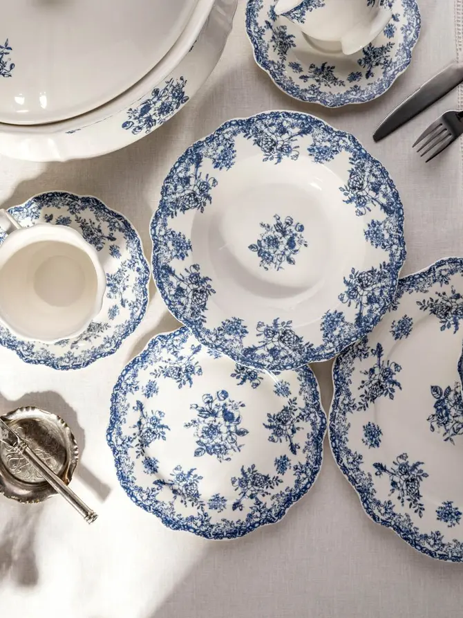 Talerz LOURRY porcelanowy głęboki granatowy 22 cm