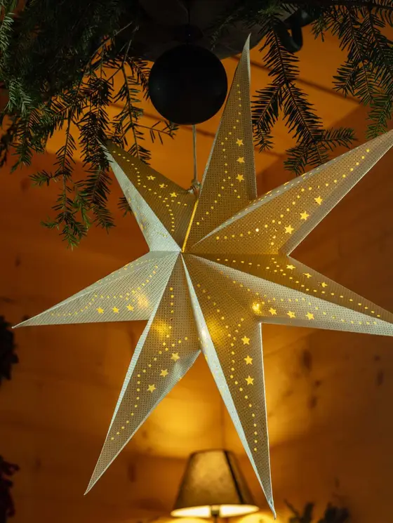 Gwiazda GALLA ażurowa biała z ledem 60 cm