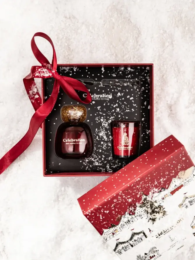 Zestaw zapachowy CELEBRATION Festive Berry 80 ml + 55 g
