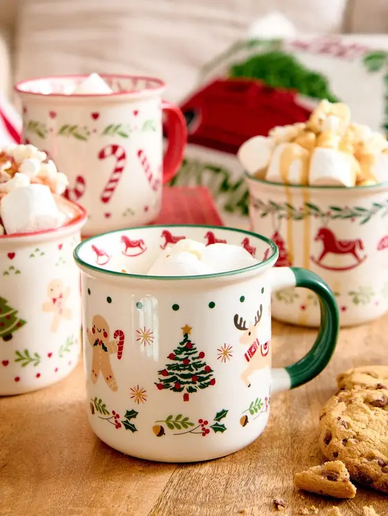 Kubek UNIS porcelanowy z reniferem i zielonym uchem 0,4 l