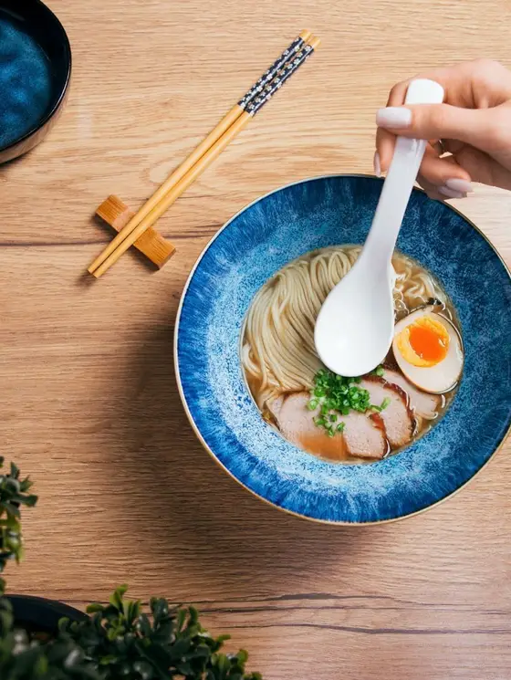 Zestaw do ramen SALADO porcelanowy niebieska z brązowym rantem 21 cm
