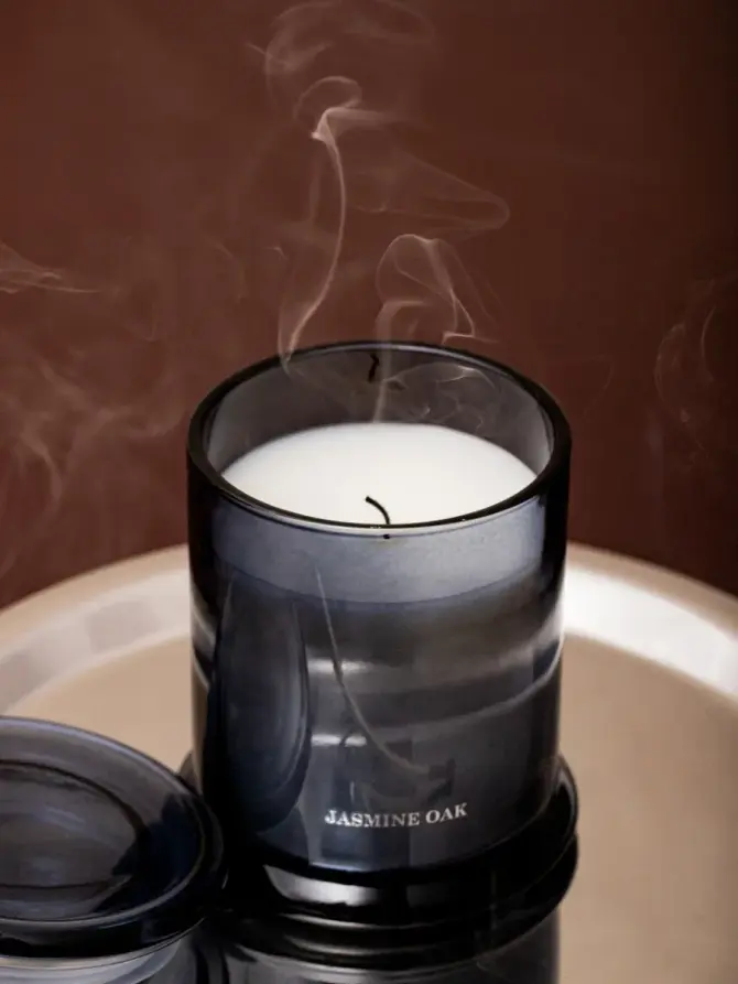 Świeca zapachowa ESTER Jasmine Oak 260 g