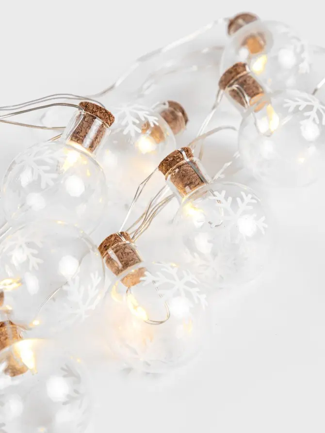 Lampki SPARKES okrągłe ze śnieżynką 15 LED, 170 cm