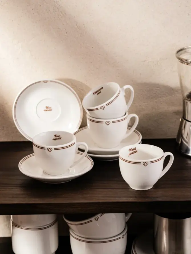 Zestaw filiżanek ze spodkiem PATISSERIE porcelanowych małych, 0,1 l 4 szt.