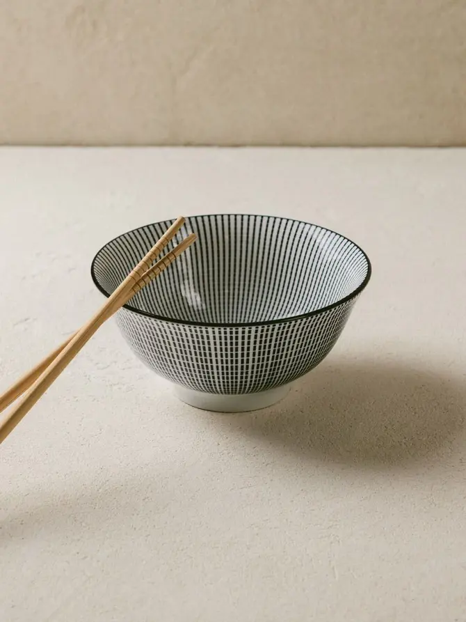 Miska NAVIA porcelanowa czarna 15 cm