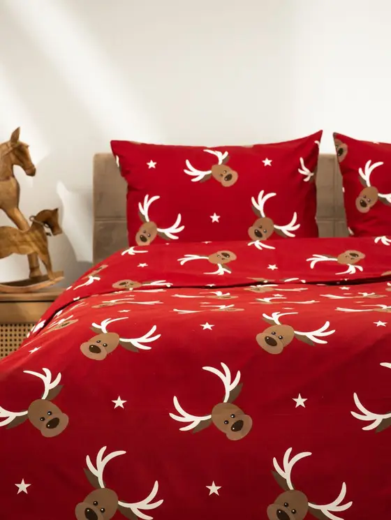 Pościel C REINDEER z mikrofibry w renifery 160x200 + 2*50x60 cm