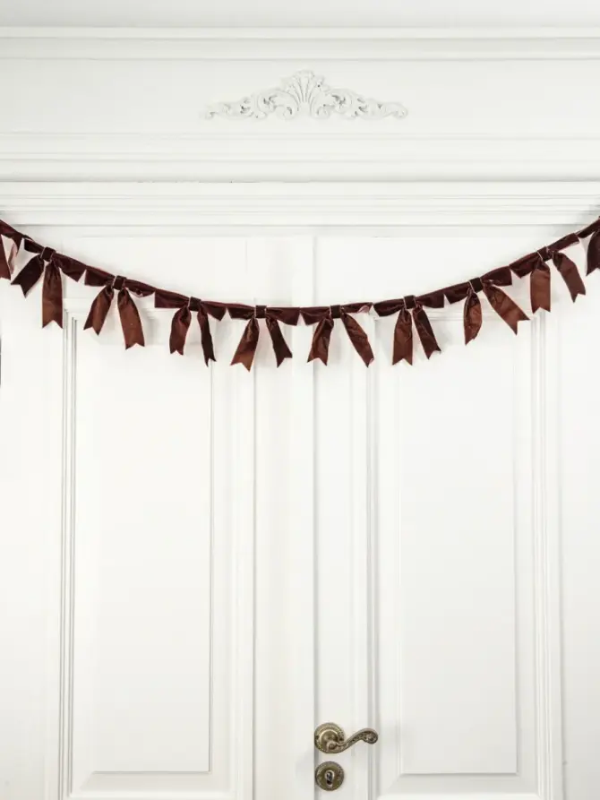 Girlanda BOWE kokardy bordowe 160 cm