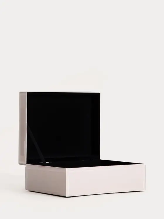 Szkatułka AERLA szklana beżowa 19x15x8 cm