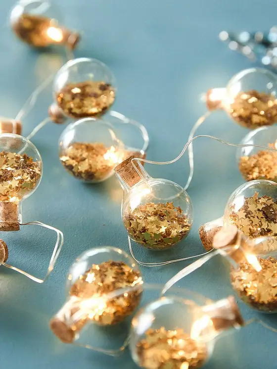 Lampki SPARKES okrągłe ze złotymi gwiazdkami confetti 15 LED, 170 cm