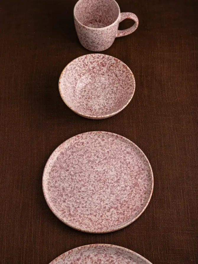 Talerz TARMA obiadowy czerwony 26 cm